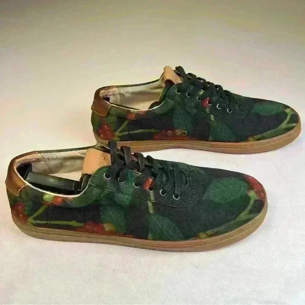 Women SYOU brand stimulates Colombian artistic talent. Sz 10.5 women 12.5 like…